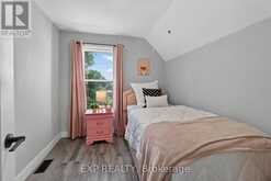 5 NEWLANDS AVENUE | Hamilton Ontario | Slide Image Fifteen