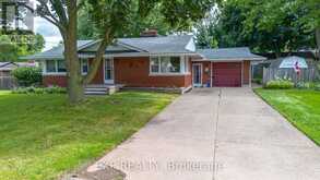 6 CHERRYWOOD AVENUE | Grimsby Ontario | Slide Image Twenty-eight