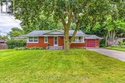 6 CHERRYWOOD AVENUE | Grimsby Ontario | Slide Image Two