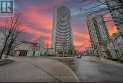 2006 - 80 ABSOLUTE AVENUE | Mississauga Ontario | Slide Image Thirty-nine