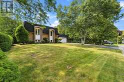 244 WILLOWRIDGE COURT | Oakville Ontario | Slide Image Three