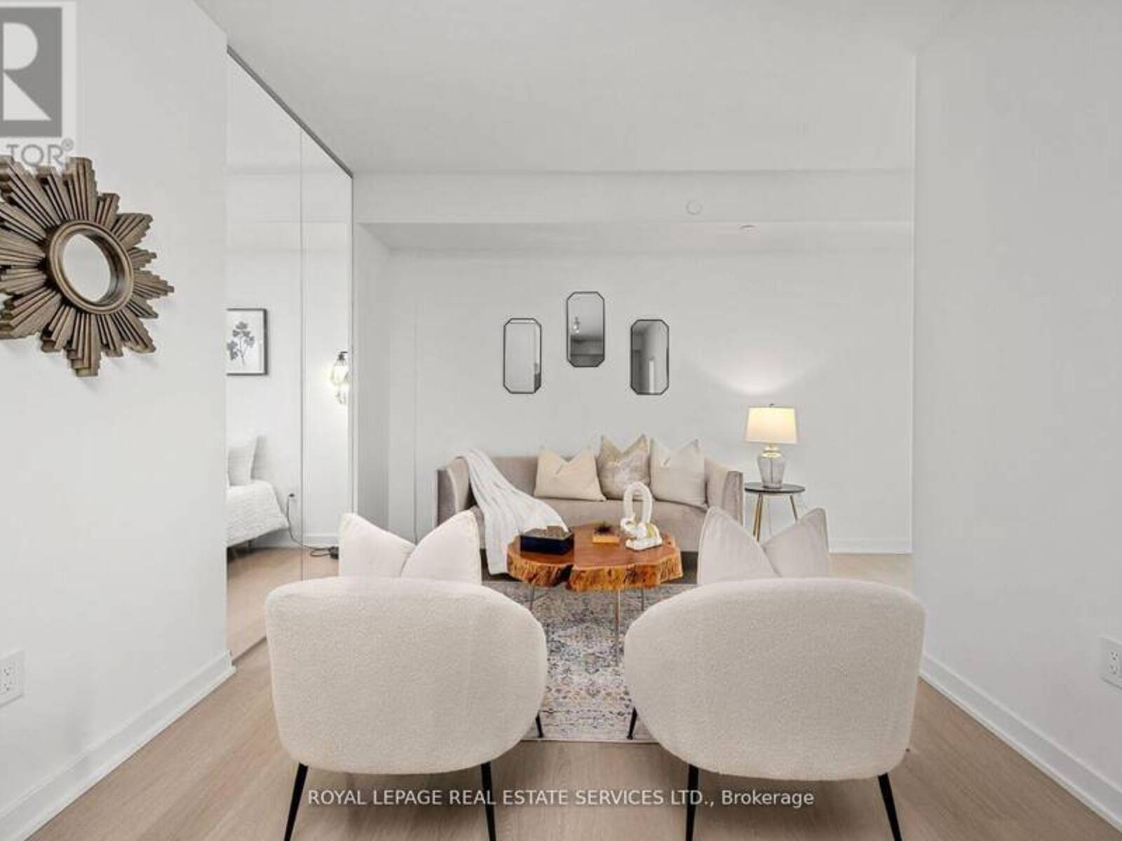 608 - 859 THE QUEENSWAY, Toronto, Ontario M8Z 1N8