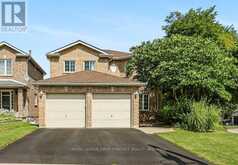 1 BROWN WOOD DRIVE | Barrie Ontario | Slide Image Three