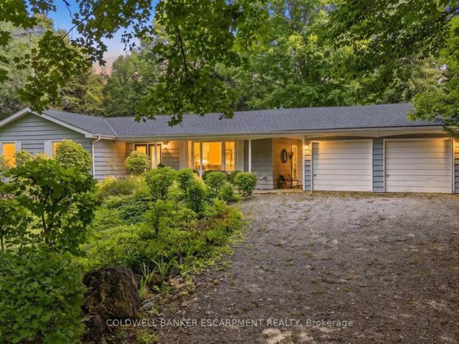 7470 22 SIDE ROAD, Halton Hills, Ontario L7J 2M1
