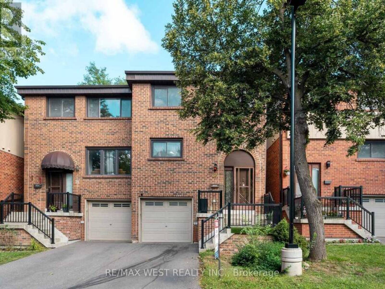 37 - 69 MAPLE BRANCH PATH, Toronto, Ontario M9P 3T4