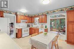 19 TEMAGAMI COURT | Toronto Ontario | Slide Image Nine
