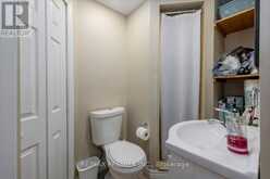 129 CHALMERS DRIVE | Barrie Ontario | Slide Image Fifteen