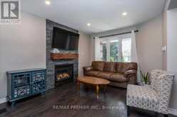 129 CHALMERS DRIVE | Barrie Ontario | Slide Image Three