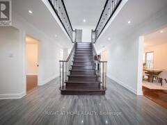 2088 PERRAN DRIVE Mississauga Ontario, L5K 2R4