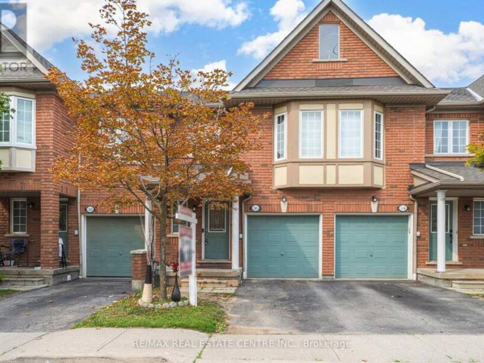 # 36 - 770 OTHELLO COURT, Mississauga, Ontario L5W 1Y2