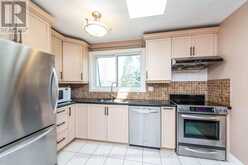 2483 YARMOUTH CRESCENT | Oakville Ontario | Slide Image Ten