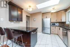 2483 YARMOUTH CRESCENT | Oakville Ontario | Slide Image Nine