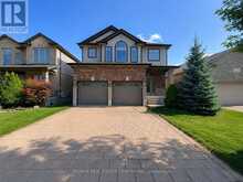 1029 MOY CRESCENT | London Ontario | Slide Image Two