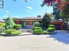 298 POTTRUFF ROAD N Hamilton Ontario, L8H 2M4