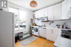 221 PALMERSTON AVENUE | Toronto Ontario | Slide Image Twenty-nine