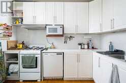221 PALMERSTON AVENUE | Toronto Ontario | Slide Image Thirty
