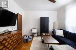 221 PALMERSTON AVENUE | Toronto Ontario | Slide Image Thirty-six