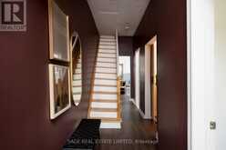 221 PALMERSTON AVENUE | Toronto Ontario | Slide Image Five