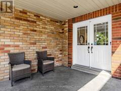 157 BILBROUGH STREET Aurora Ontario, L4G 7X1