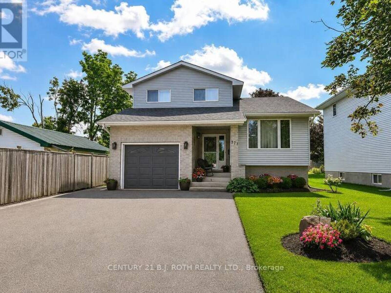 377 MARY STREET, Orillia, Ontario L3V 3G2