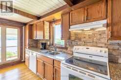 375 CHAMPLAIN ROAD | Penetanguishene Ontario | Slide Image Ten