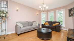 25 WOODCREEK DRIVE | Brampton Ontario | Slide Image Thirteen