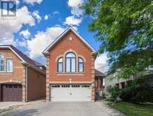 25 WOODCREEK DRIVE | Brampton Ontario | Slide Image Three