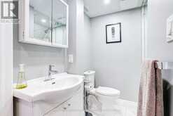3202 MUNSON CRESCENT | Burlington Ontario | Slide Image Six