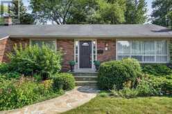 7 GREENING CRESCENT | Toronto Ontario | Slide Image Four