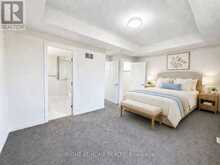 52 HEMING TRAIL | Ancaster Ontario | Slide Image Eight