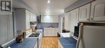 8 - 21 ROCKWOOD DRIVE | Toronto Ontario | Slide Image Seventeen