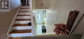 8 - 21 ROCKWOOD DRIVE | Toronto Ontario | Slide Image Six