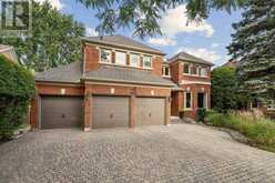 1004 PORTMINSTER COURT | Newmarket Ontario | Slide Image One