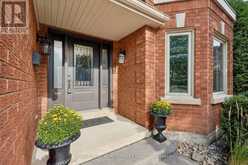 1004 PORTMINSTER COURT | Newmarket Ontario | Slide Image Two