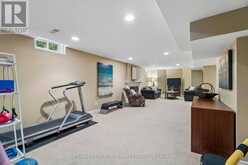 1004 PORTMINSTER COURT | Newmarket Ontario | Slide Image Thirty-eight