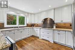 1004 PORTMINSTER COURT | Newmarket Ontario | Slide Image Six