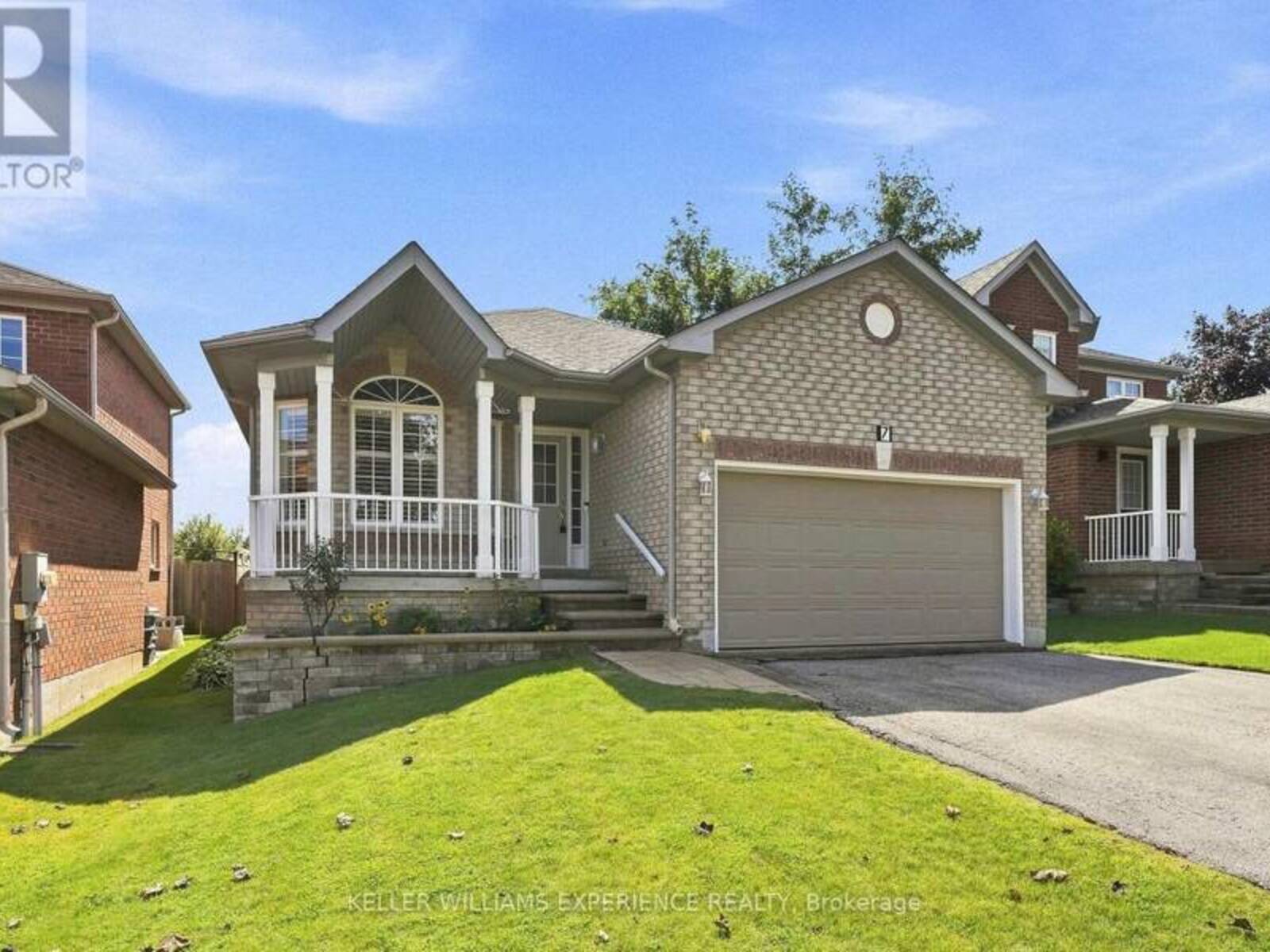 7 STANLEY STREET, Barrie, Ontario L4M 6V2