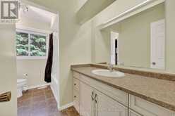 60 WILLOW LANDING ROAD | Midhurst Ontario | Slide Image Sixteen