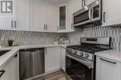 5190 WOOD CRESCENT | Burlington Ontario | Slide Image Twelve