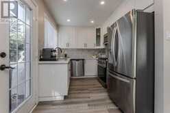5190 WOOD CRESCENT | Burlington Ontario | Slide Image Thirteen