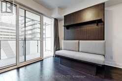 810 - 65 ST MARY STREET | Toronto Ontario | Slide Image Nine