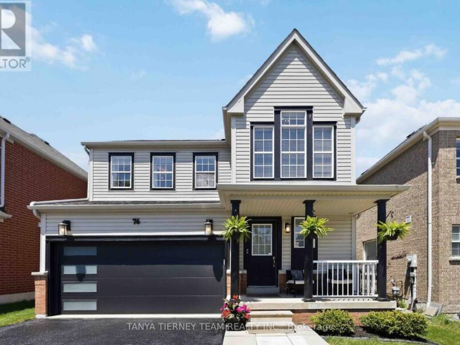 76 VIPOND ROAD, Whitby, Ontario L1M 2P2