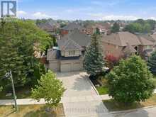 215 VELMAR DRIVE | Vaughan Ontario | Slide Image Two