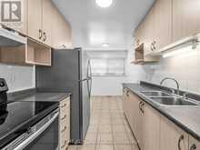 10 - 10 FLEETWOOD CRESCENT | Brampton Ontario | Slide Image Thirteen