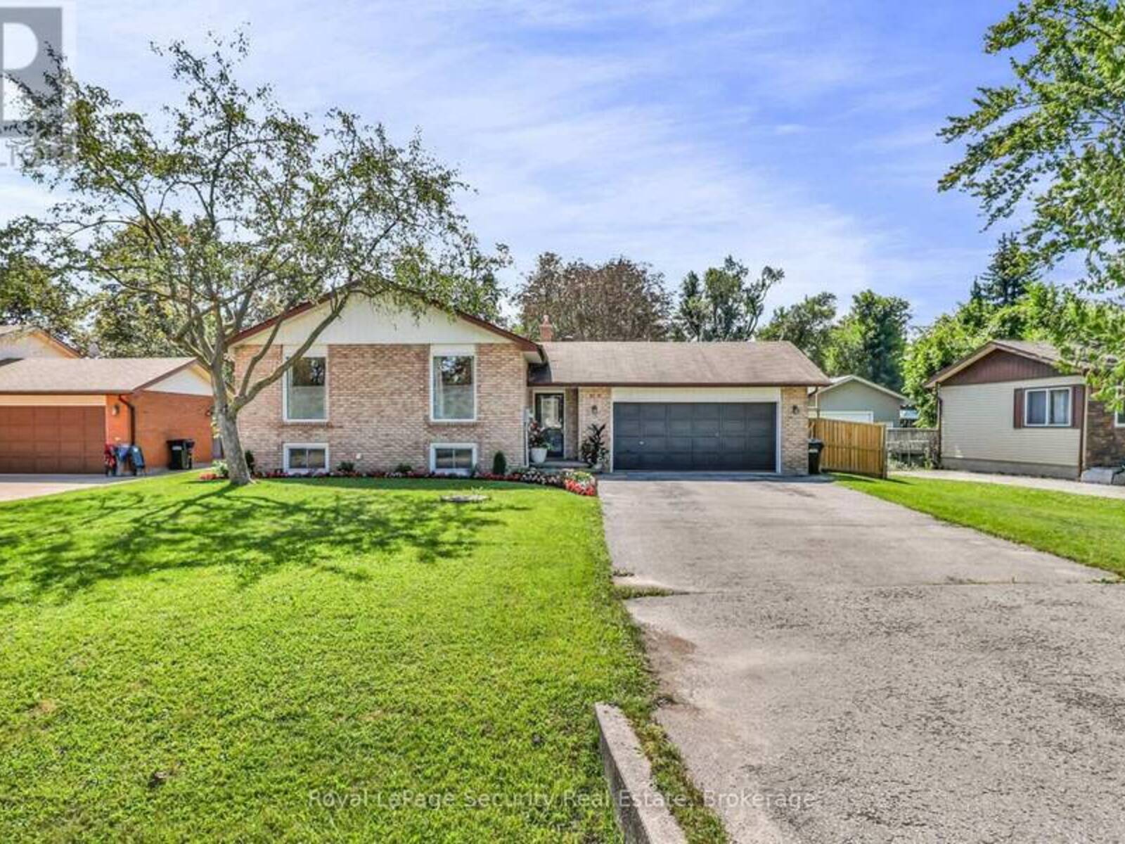 1045 LEBANON DRIVE, Alcona, Ontario L9S 2B7