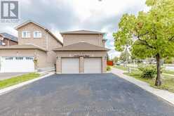 14 CANARVAN COURT | Brampton Ontario | Slide Image One