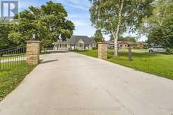 8793 THOROLD STONE ROAD | Niagara Falls Ontario | Slide Image Three