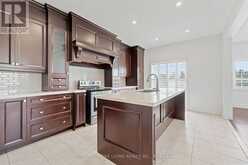 92 KETTLEWELL CRESCENT | Brampton Ontario | Slide Image Nine