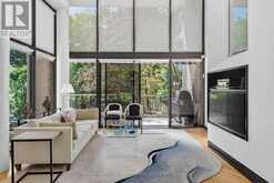 30 HIGH POINT ROAD | Toronto Ontario | Slide Image Eight