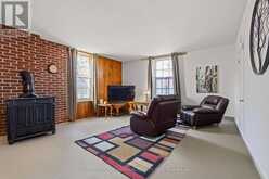 6745 MAIN STREET | Whitchurch-Stouffville Ontario | Slide Image Ten